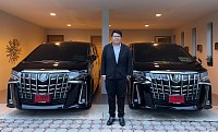 Naka Luxury Car Service รถยนต์เช่าพร้อมคนขับ ให้บริการตลอด 24 ชั่วโมง